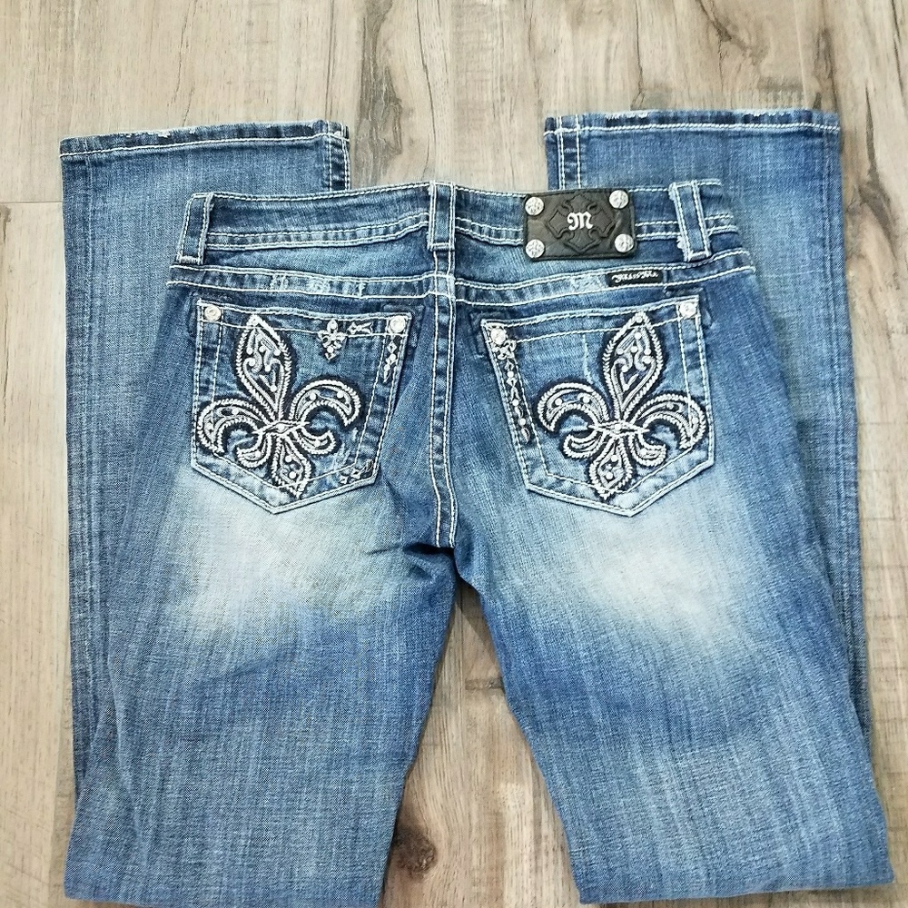 Womans Miss Me jeans, size 30